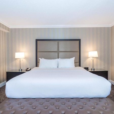 Sandman Signature Edmonton Downtown Hotel Exterior foto