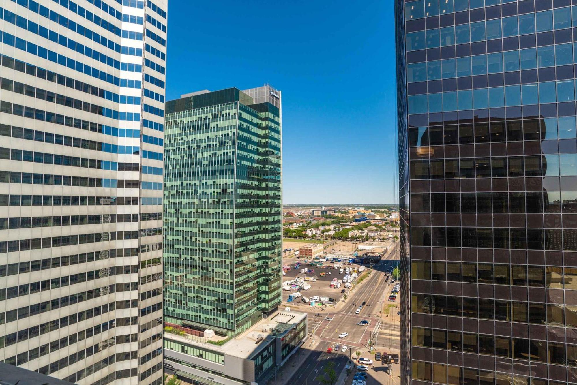 Sandman Signature Edmonton Downtown Hotel Exterior foto