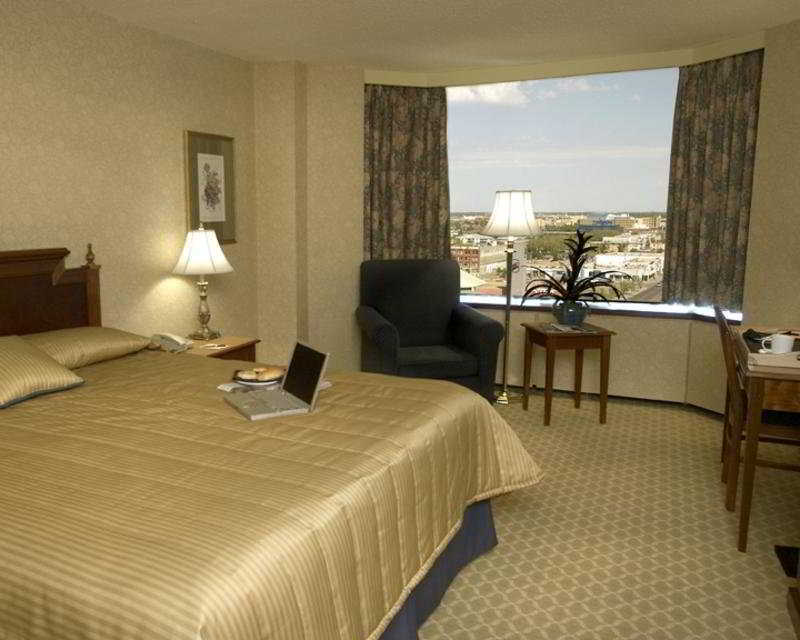 Sandman Signature Edmonton Downtown Hotel Habitación foto