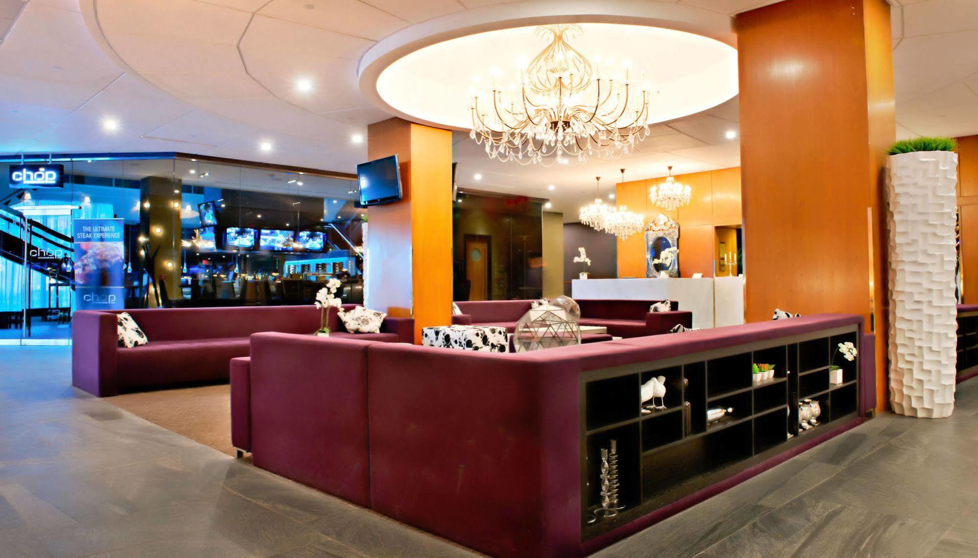 Sandman Signature Edmonton Downtown Hotel Exterior foto
